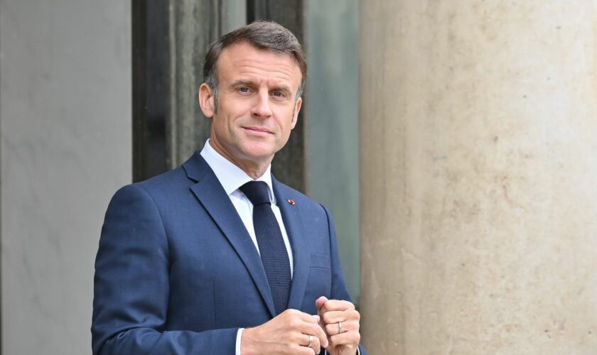 Futur Premier ministre : Emmanuel Macron écarte la piste du NFP au nom de la « stabilité institutionnelle »